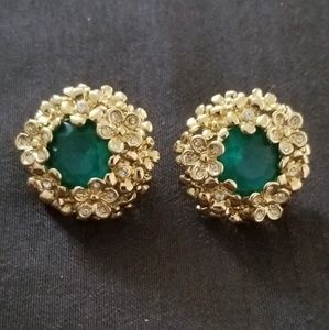 Beautiful fashion earings